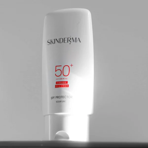 SPF PROTECTOR 50+ COLOR OIL FREE 50ML